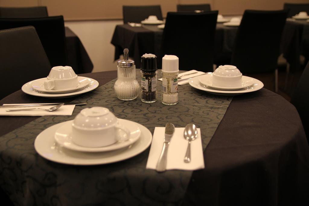 Carlton Hotel Frankfurt am Main ภายนอก รูปภาพ