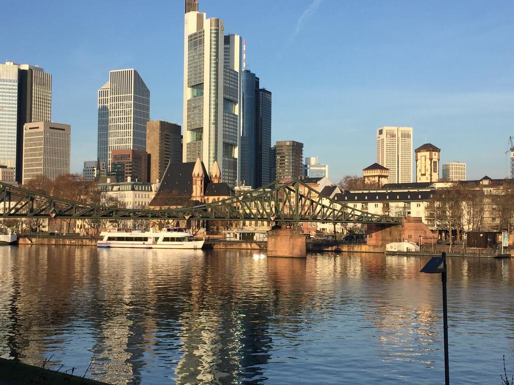 Carlton Hotel Frankfurt am Main ภายนอก รูปภาพ
