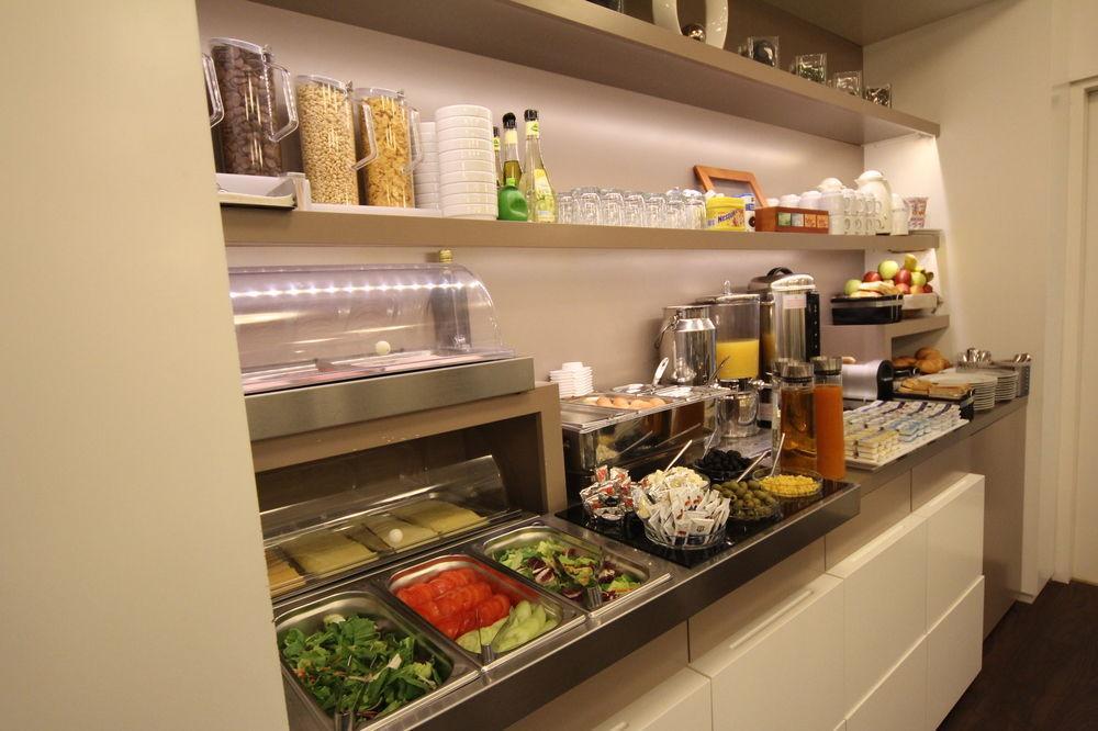 Carlton Hotel Frankfurt am Main ภายนอก รูปภาพ