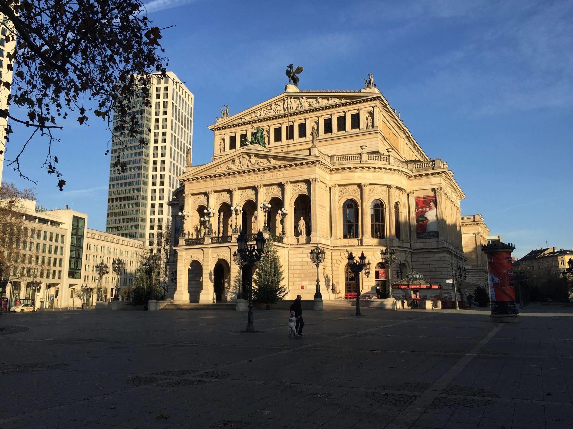 Carlton Hotel Frankfurt am Main ภายนอก รูปภาพ